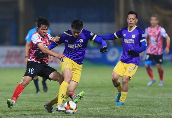 Nhận định soi kèo Hà Nội vs TP HCM lúc 19h15 ngày 18/5/2025